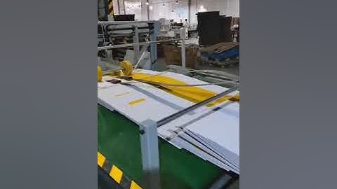 high speed flute laminator with flip flop stacker at customer workshop