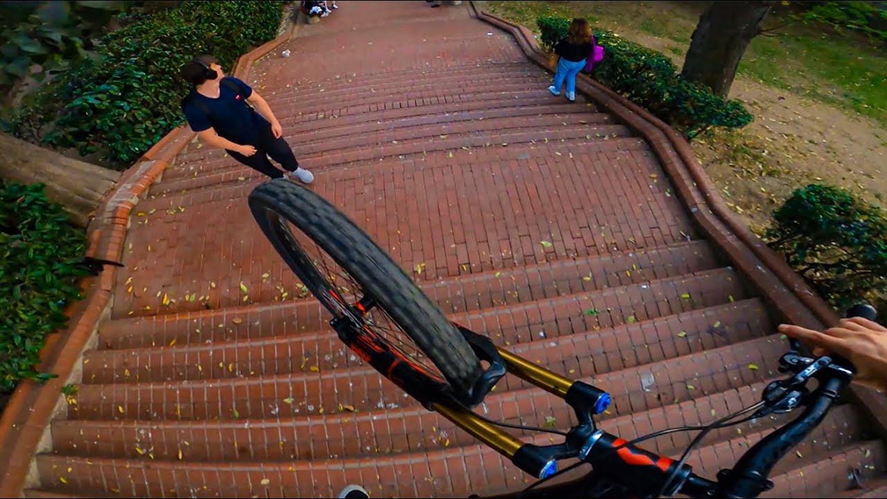 İstanbul Urban Downhill - Freeride Riding