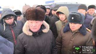 Сапарбаев навестил застрявших на трассе в Актюбинской области водителей