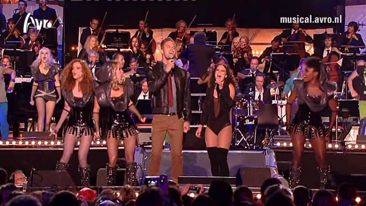 Musical Sing-a-Long 2013 - Flashdance