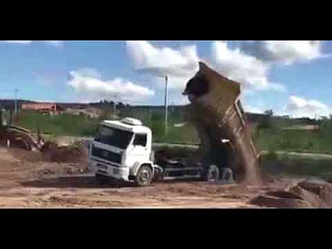  Kecelakaan  Mobil Dump  Truck  YouTube