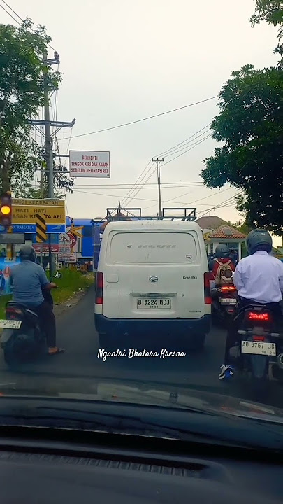 Ngantri Bhatara Kresna Lewat