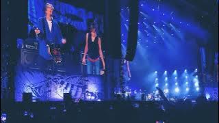Paul McCartney & Chrissie Hynde - Oh Darling - Taylor Hawkins Tribute - Live at Wembley Stadium