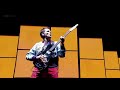 Capture de la vidéo Plug In Baby But Matt Bellamy Refuses To Stop Ascending The Harmonic Minor Scale