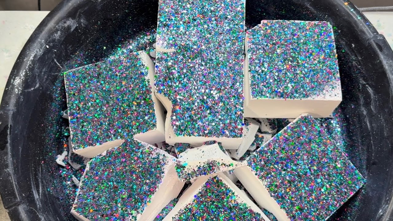Glittery Goodness! Soft Plain Gym Chalk Crush 