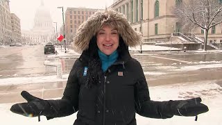Heavy Snow Blankets Southern Wisconsin Northern Illinois