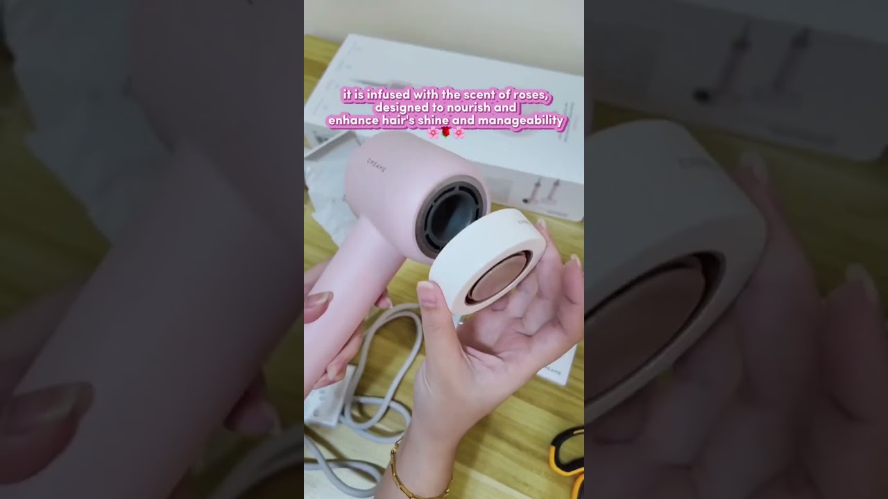 Speed up your styling routine with our high quality Dreame Gleam hair dryer! ✨