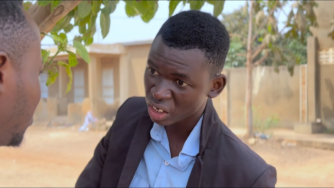 L'HOMME QUI N'A JAMAIS RIEN😂