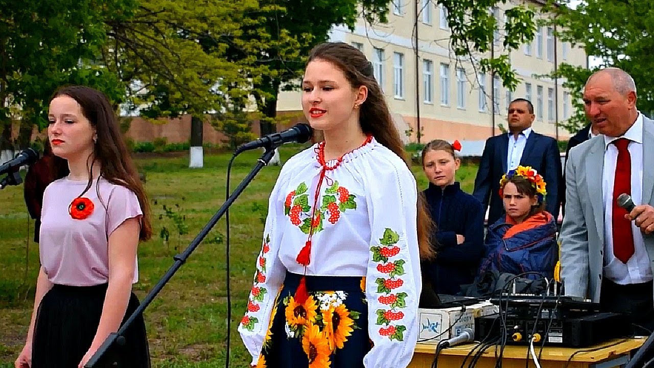 9 МАЯ . Песня "Выходила на берег Катюша" - YouTube