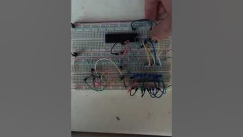 CORRIMIENTO DE LEDs CON DIFERENTES SECUENCIAS - PIC18F4550