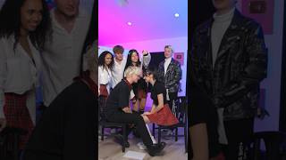 Xo Team Kissing Challenge 