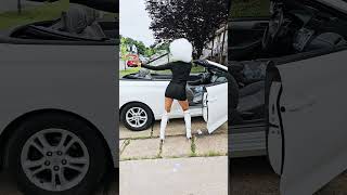 Shaking It To The Max シViral