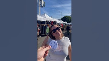 teaching people how to make buttons #zachriddleart #buttonmaker #buttonpress #fiftyfiftee50tour