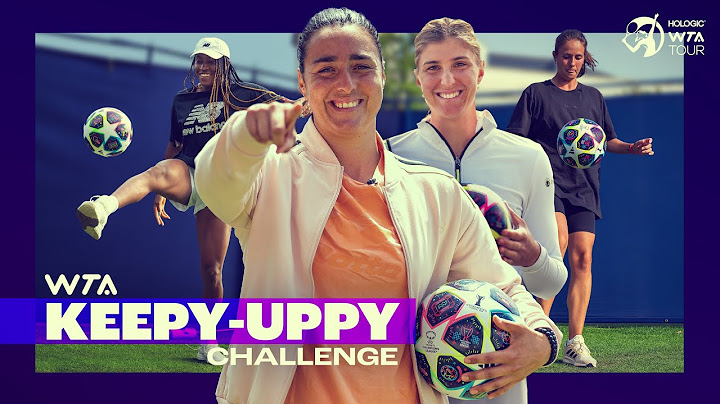 Ons Jabeur, Beatriz Haddad Maia & WTA stars take on the Keepy-Uppy Challenge! 🫵⚽️