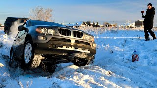 :    BMW X5  Mercedes.   