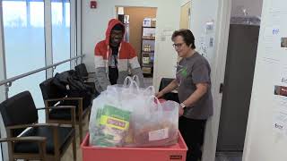 Our Food Farmacy volunteers help clients get healthy and nutritious foods.