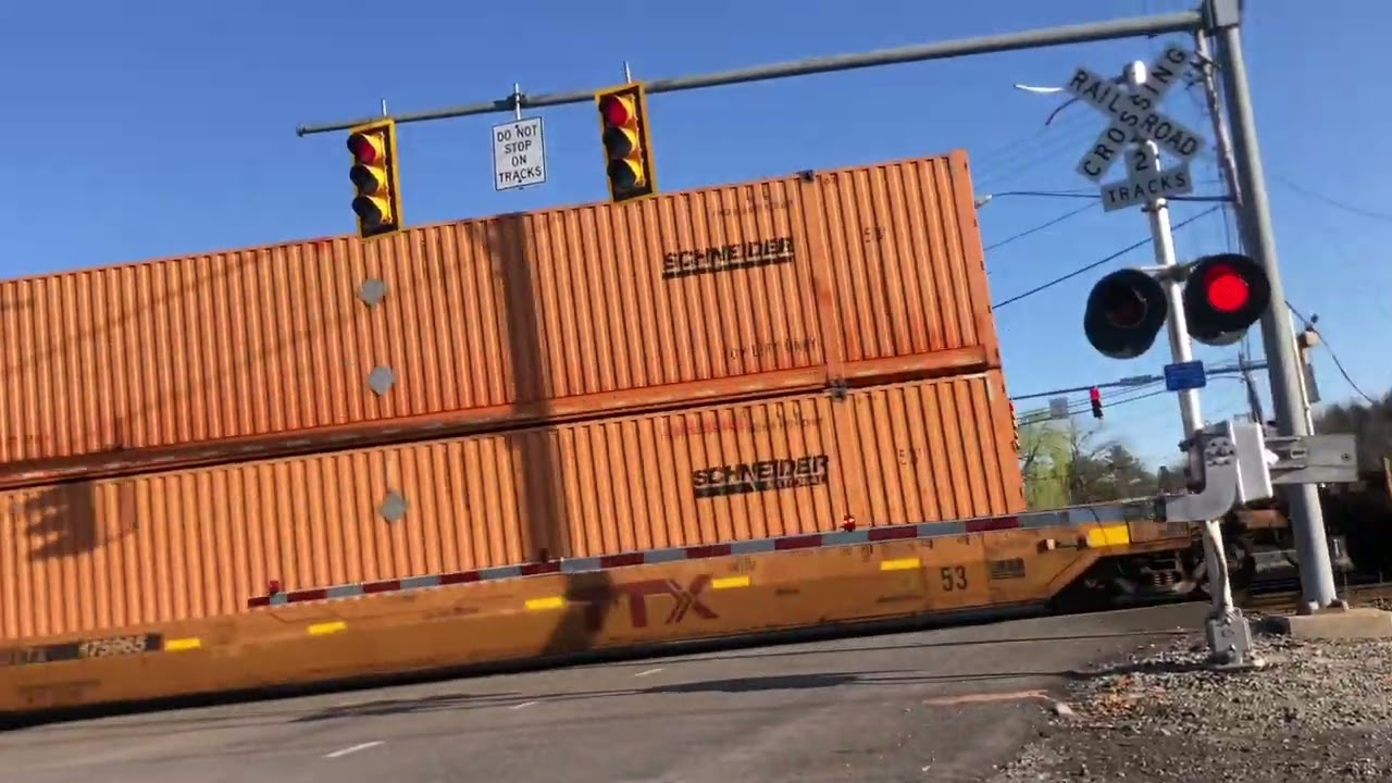 CSX freight train PIXLEY road gates Rochester NY YouTube