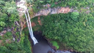 منطقة chamarel Mauritius لي كتميز بجمالية طبيعتها وشلالاتها ومناضرها الخلابة دخلو تفوجو?????