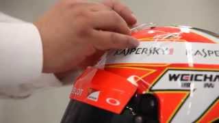 キミ・ライコネンのBELL製ヘルメット製作工程