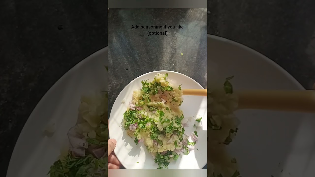 crispy potato egg sandwich 🥪😍 subscribe| share|comment 👇