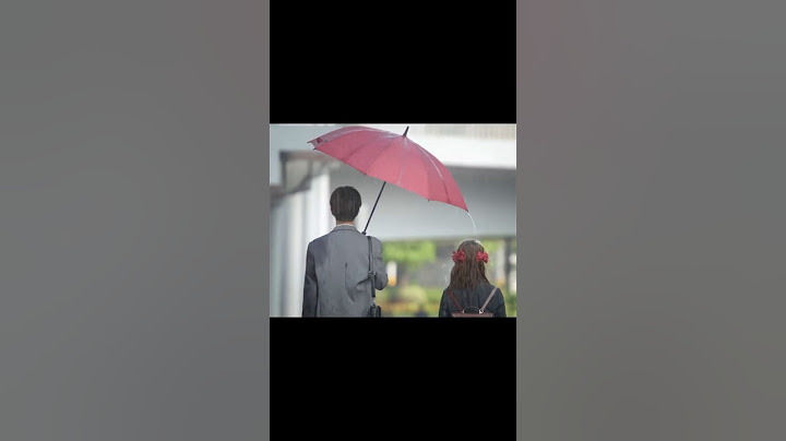 到底是谁说爱是一把倾斜的雨伞？#雨天有雨天的浪漫#撑伞人也是雨中人#因为淋过雨所以想给人撑伞