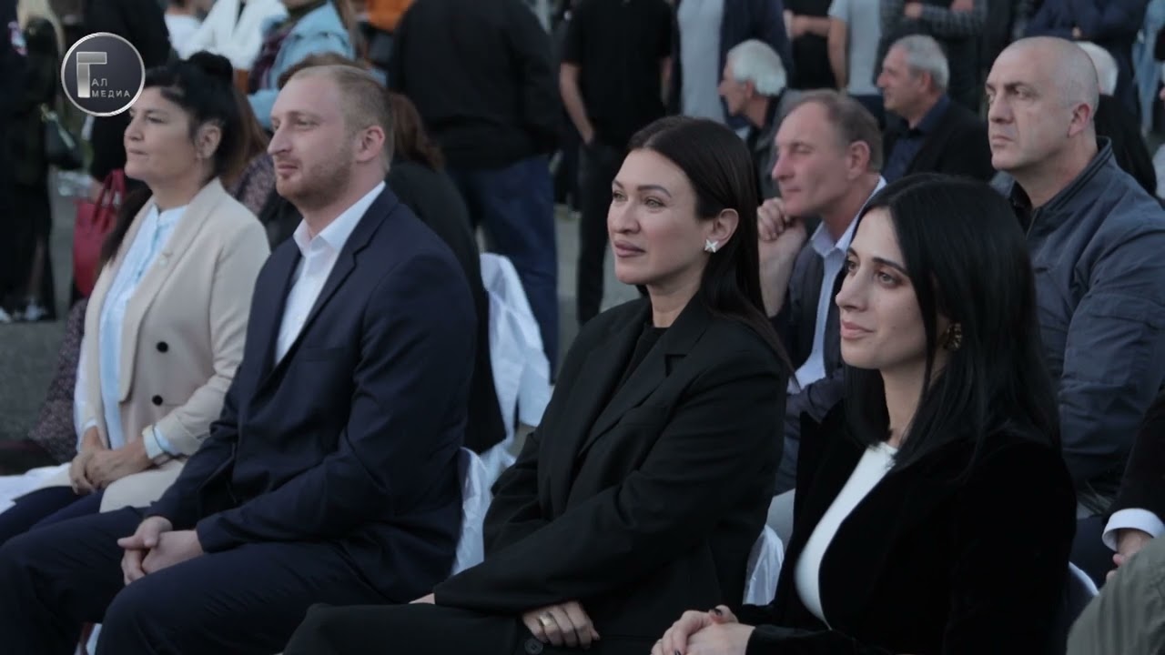 13 октября в День празднования 91-летия города Гал состоялась торжественная программа и концерт.