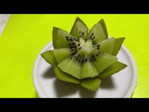 Three Kinds Of Kiwi Decoration Cutting キウイ飾り切り三種 便利なフルーツカット Fruit Cut To Enrich The Dining Table Youtube