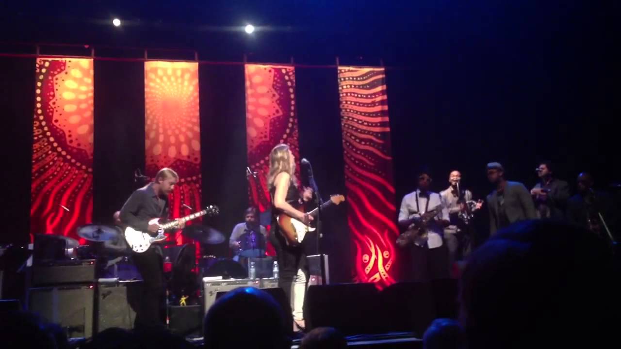 Tedeschi Trucks Band Made Up Mind Prudential Hall 42713 Youtube 