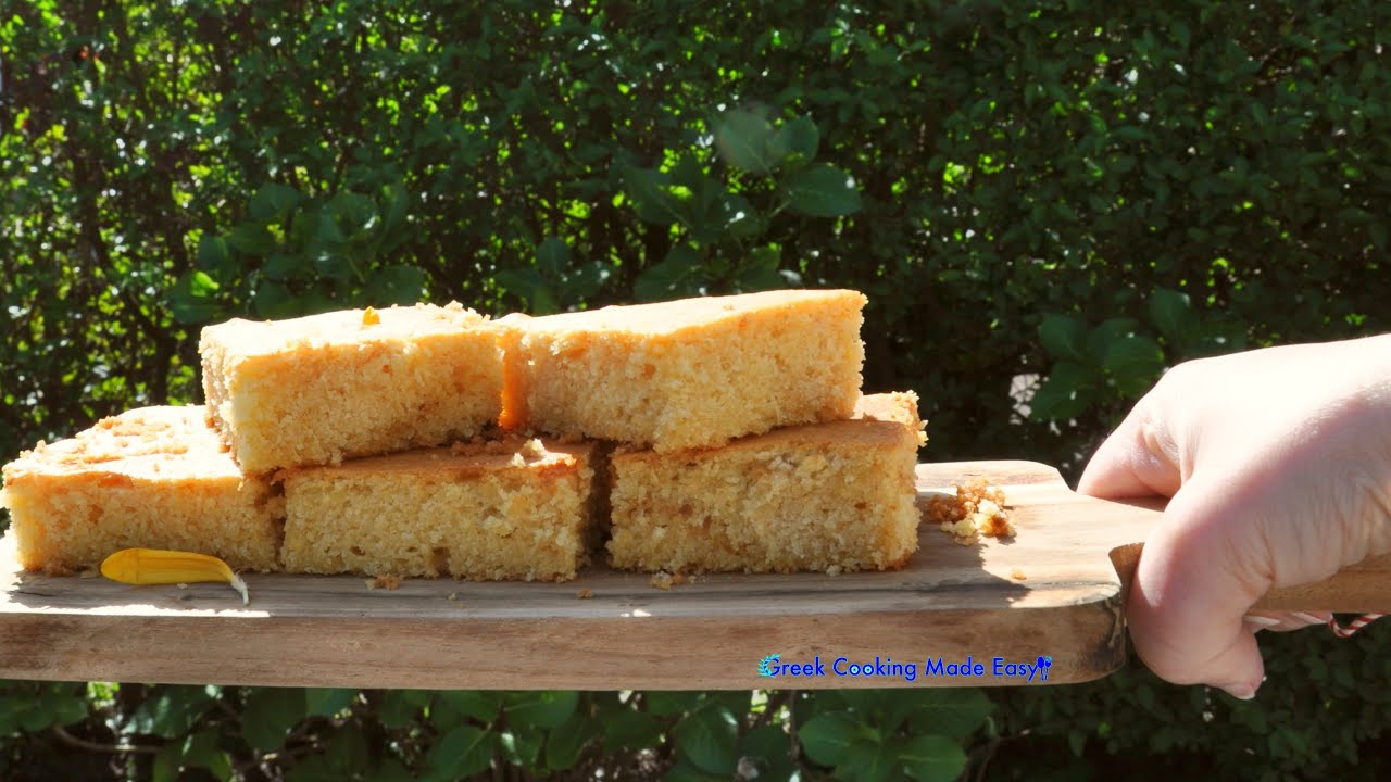 Cornbread – Αφράτο Καλαμποκόψωμο – Μπομπότα | Greek Cooking Made Easy