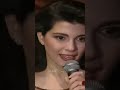 نزار قباني يسمعني حـين يراقصني كلمات ليست كالكلمات يأخذني من تحـت ذراعي يزرعني في إحدى الغيمات نزار قباني يسمعني حـين يراقصني كلمات ليست كالكلمات يأخذني من تحـت ذراعي يزرعني في إحدى الغيمات