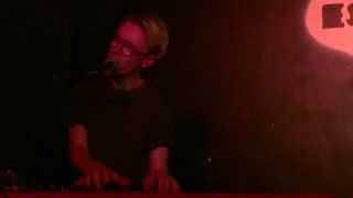 Video thumbnail of "Douglas Dare - Swim (HD) Live In Paris 2014"