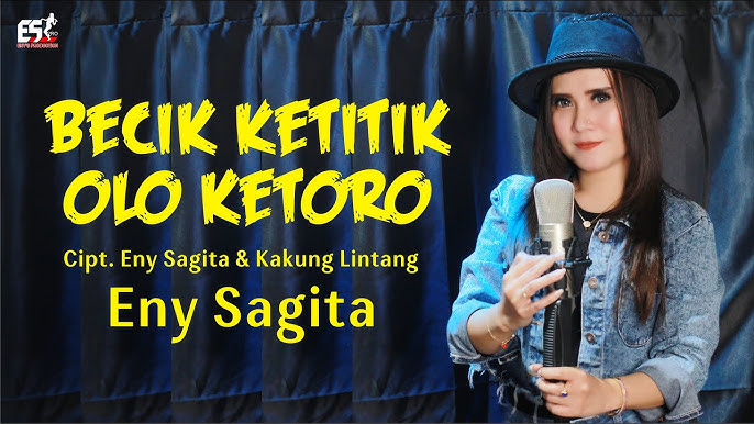 Yalangoch erkaklar sunnat qilingan Porno külotlarda uxlash