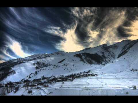 წყალს ნაფოტი ჩამოჰქონდა (Wkals Nafoti Chamohqonda)