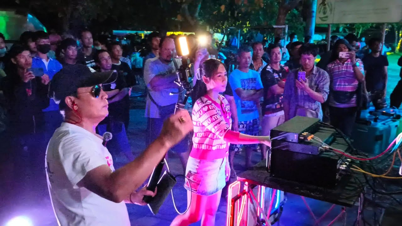 สหโชค Unpower Toomtam รอบโชว์ลูกทุ่ง / วัดกำแพงเหนือ