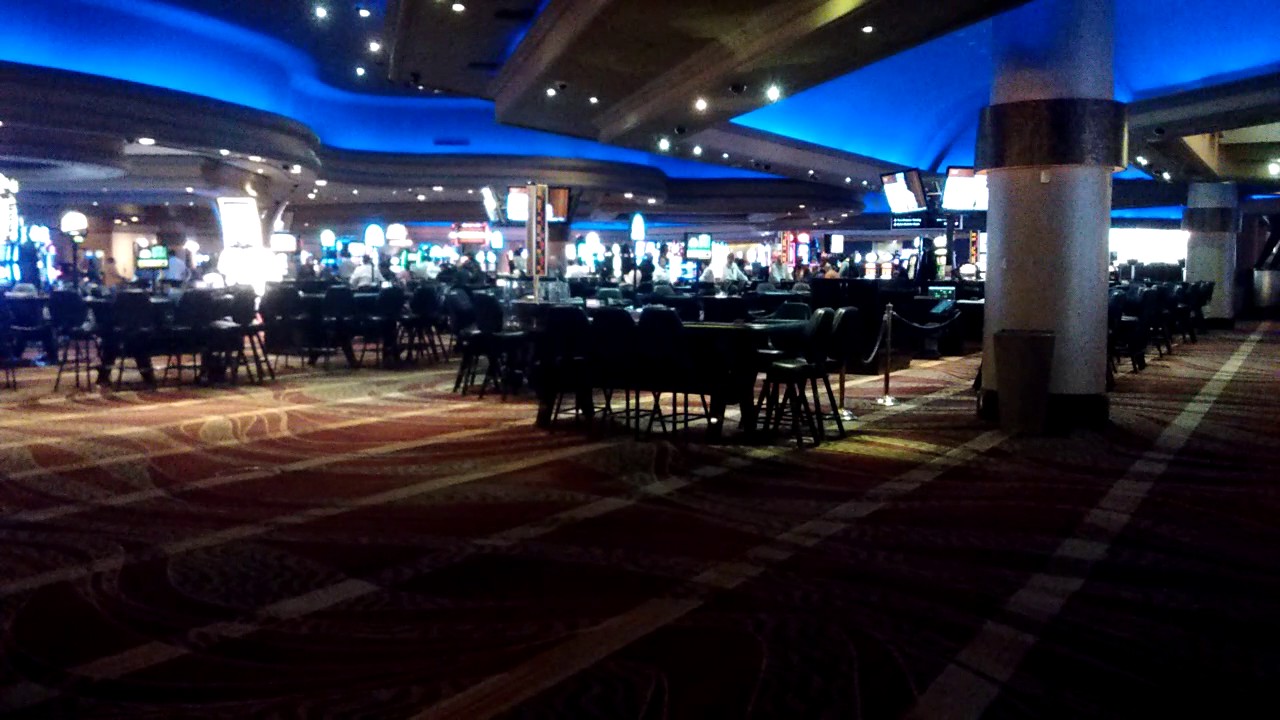 best place to play blackjack in las vegas