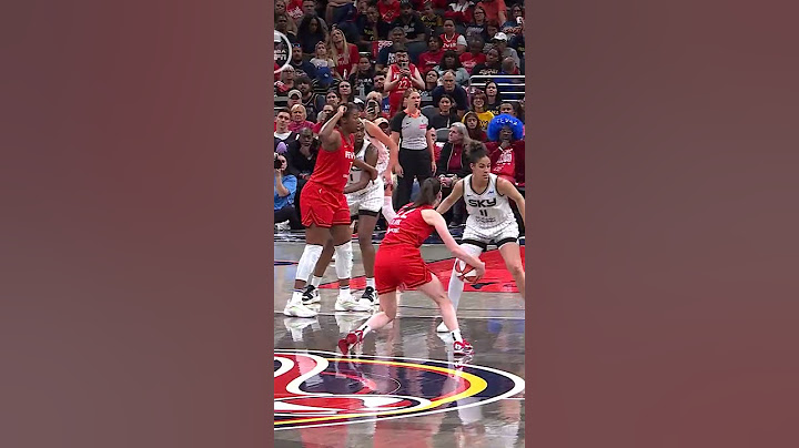 Caitlin Clark Beats First Half Buzzer with 3-Pointer vs. Sky 🚨