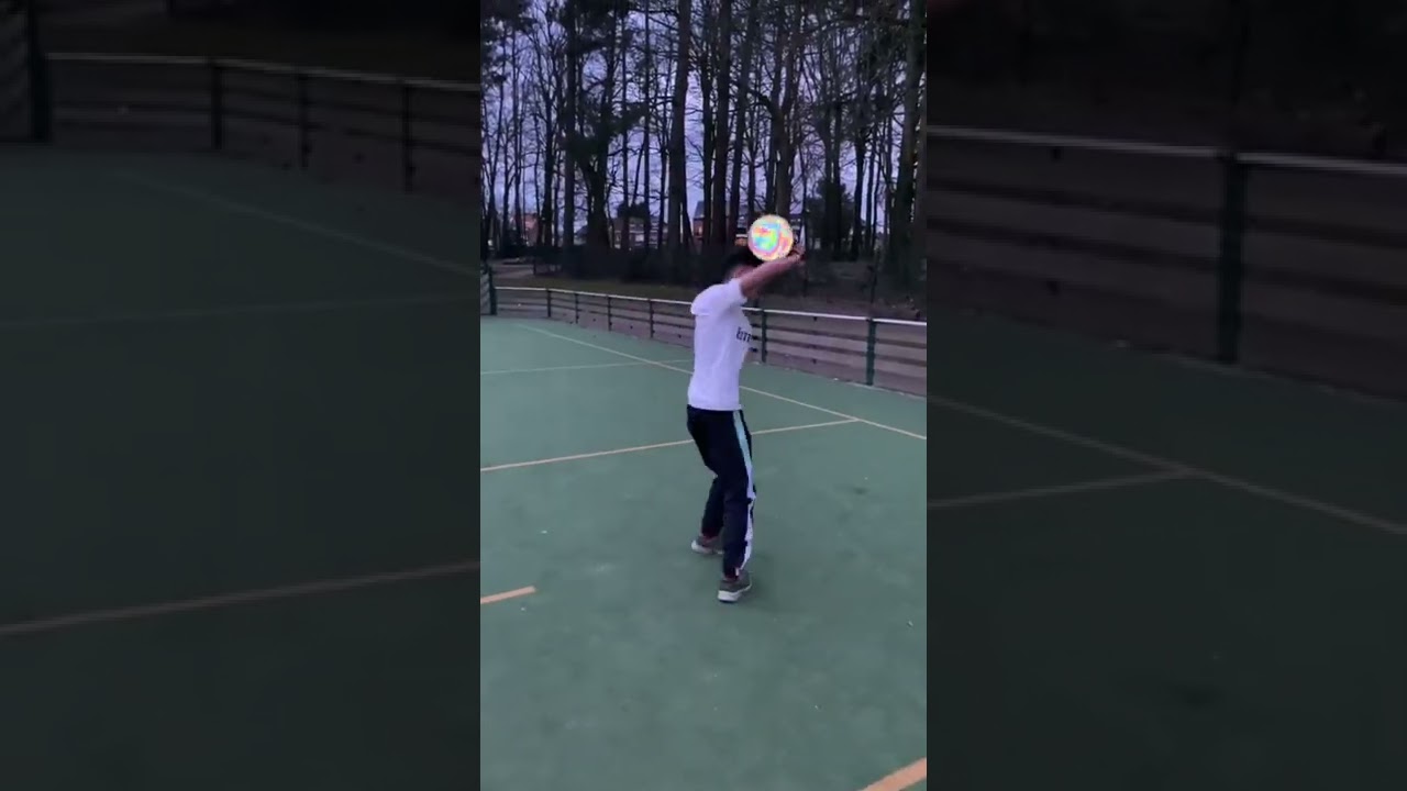 Amazing Holographic Glowing Soccer Ball! NytActiv Holographic and Reflective Soccer Ball is Amazing