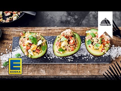 Video: Avocado-Fischgrät-Weihnachtsvorspeise