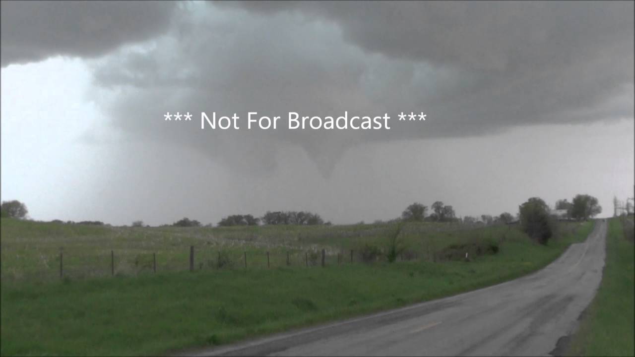 Drake Lewton Tornado Cameron, Missouri April 27 2016 YouTube