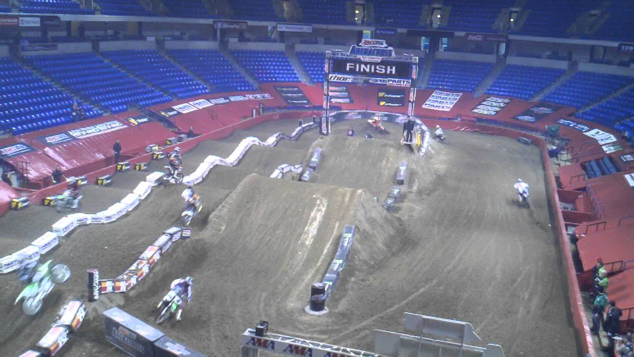 Wilkes-barrie Arenacross class 2nd practice friday