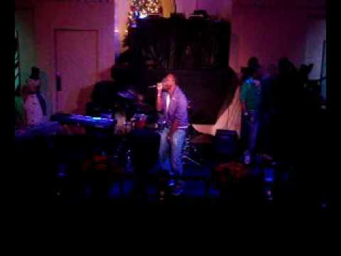 CRAZY ( performance at Mojo Jingle Jam Dec 5, 2009)
