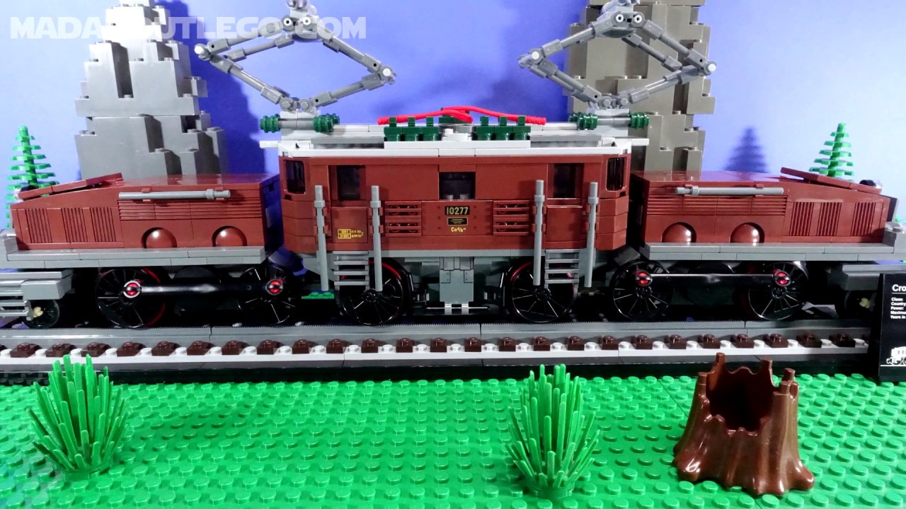 LEGO Trains Crocodile Locomotive 10277.