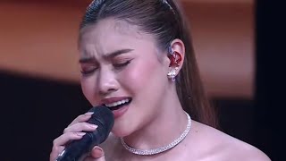 Download lagu SRIDEVI DA5 BERI CONTOH MURAMA DI LAGU PERTENGKARAN D'ACADEMY 8 TOP 37 GROUP 1 