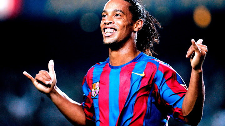 Ronaldinho ★ Ο μάγος του ποδοσφαίρου ★ Οι καλύτερες στιγμές του