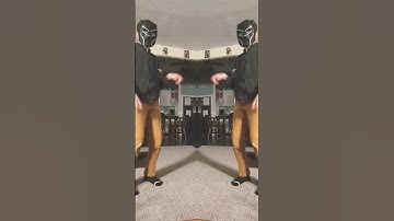 Me When I See A Mirror🪞🪞😂😂 #mirror #shorts #mirrorprank #prank #funny #funnyvideo #espelho #viral