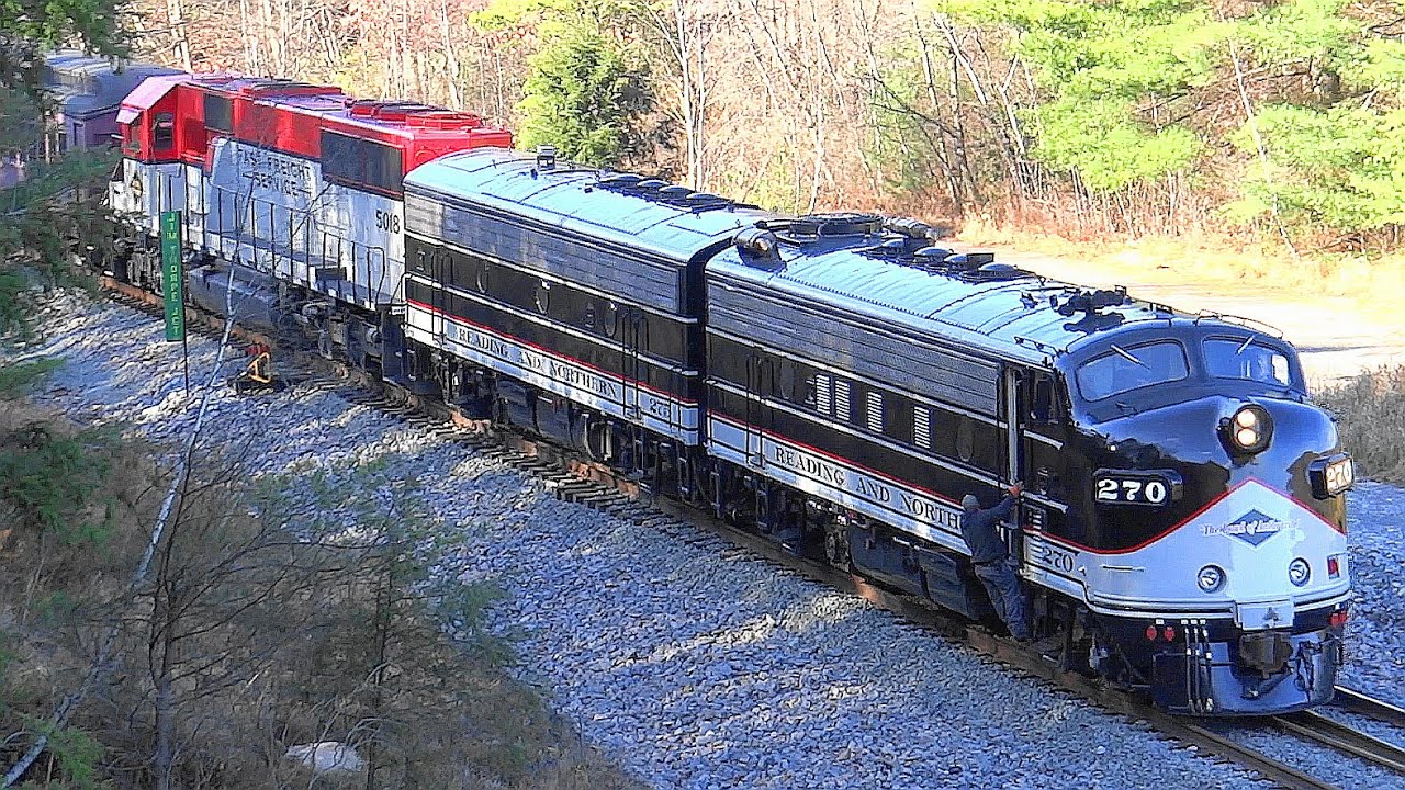 RBMN Railroad Fall Foliage Excursion Train on Lehigh Gorge Bridge - YouTube