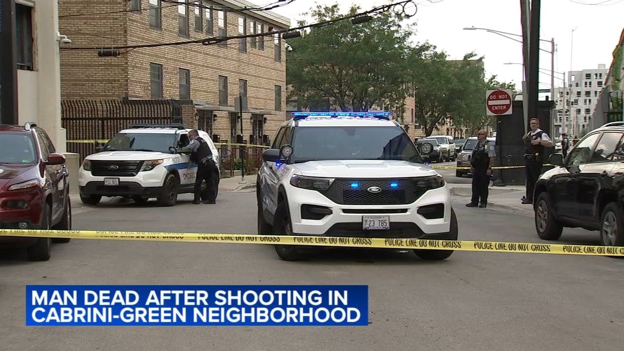 Man shot to death inside vehicle on North Side, Chicago police say ...