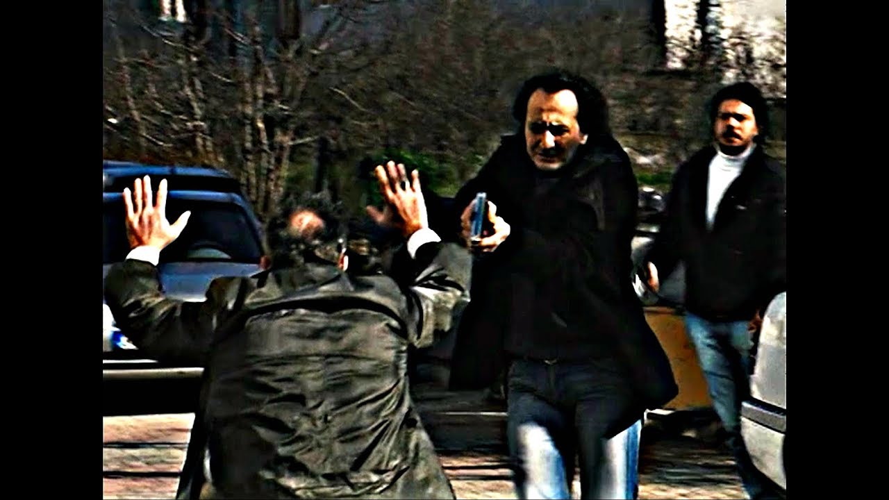 Arka Sokaklar - Polisimizi Öldüren Katilin Peşinde