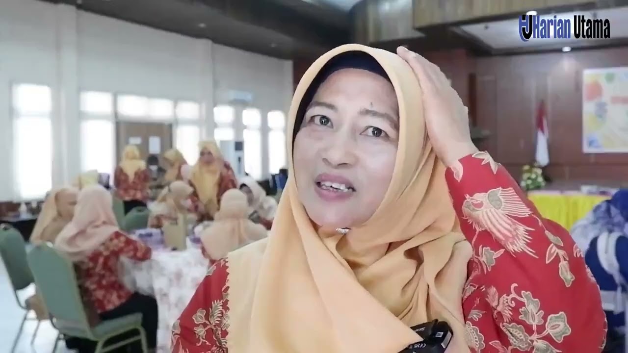 Dharma Wanita Kutim Gelar Pelatihan Merangkai Bunga Akrilik