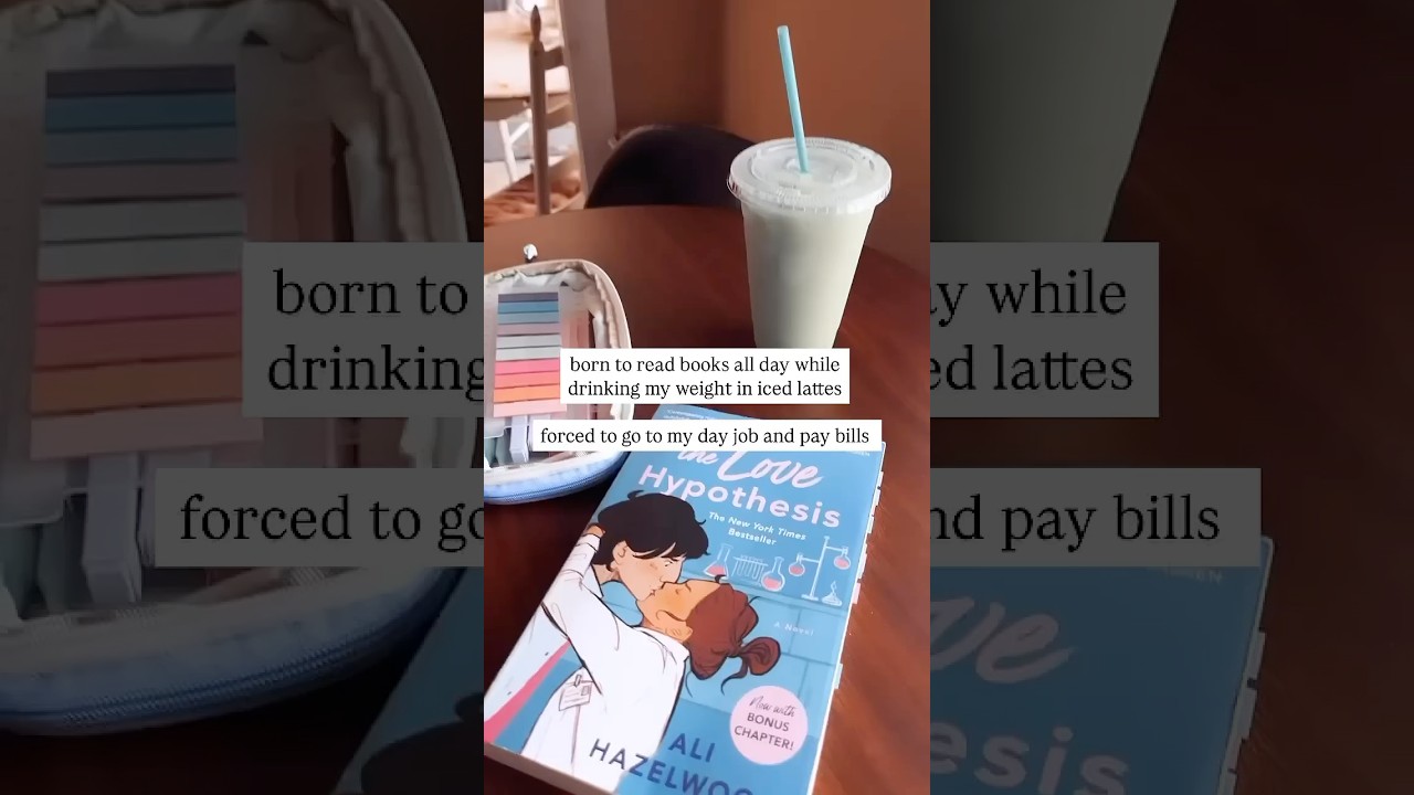 Born to read and forced to work 💕 